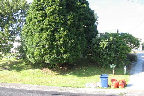 Photo of property in 1/17 Weldene Avenue, Glenfield, Auckland, 0629