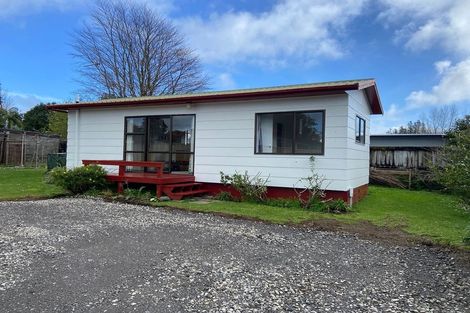 Photo of property in 1274 Egmont Road, Egmont Village, New Plymouth, 4372