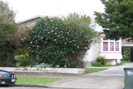 Photo of property in 20 Milverton Avenue, Hokowhitu, Palmerston North, 4410
