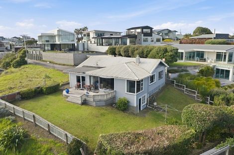 Photo of property in 2b Beach Street, Fitzroy, New Plymouth, 4312