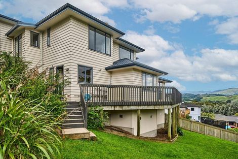 Photo of property in 17 Endeavour Drive, Whitby, Porirua, 5024