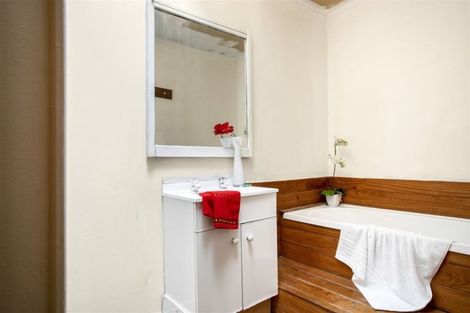 Photo of property in 11 Rowan Terrace, Te Atatu South, Auckland, 0610