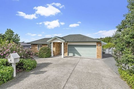 Photo of property in 6 Rivervale Grove, Stanmore Bay, Whangaparaoa, 0932