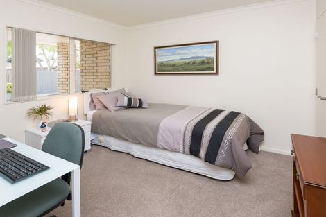 Photo of property in 48b Rodney Street, Howick, Auckland, 2014