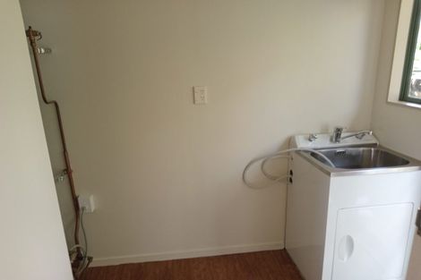 Photo of property in 112 Arrowsmith Road, Waitakere, Henderson, 0782