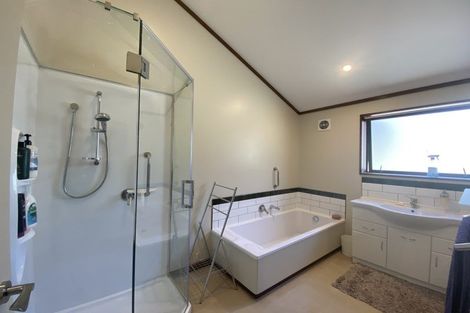 Photo of property in 6 Ewing Place, Albert Town, Wanaka, 9305