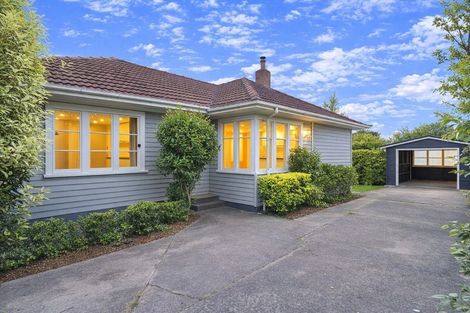 Photo of property in 108 Kervil Avenue, Te Atatu Peninsula, Auckland, 0610