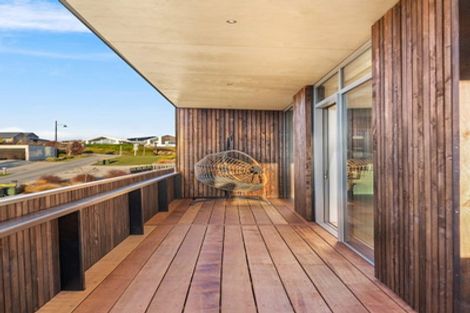 Photo of property in 7 Tuke Lane, Wanaka, 9305