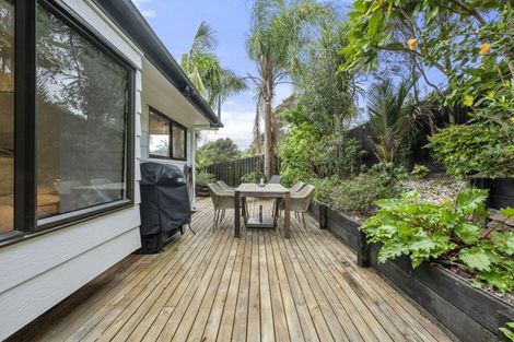 Photo of property in 34 Ocean Road, Surfdale, Waiheke Island, 1081
