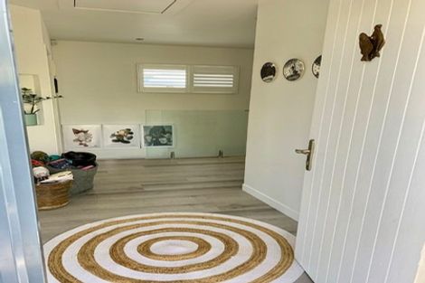 Photo of property in 24 Saint Leonards Road, Devonport, Auckland, 0624