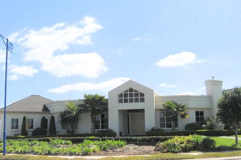 Photo of property in 10 Bermuda Drive, Papamoa Beach, Papamoa, 3118