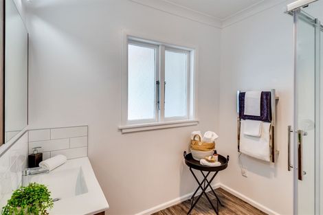 Photo of property in 702c Park Road South, Akina, Hastings, 4122