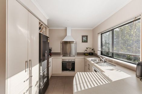 Photo of property in 3b Esmeralda Street, Welcome Bay, Tauranga, 3112