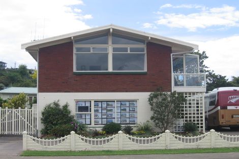 Photo of property in 18 The Esplanade, Omokoroa, 3114