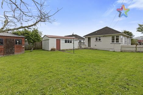Photo of property in 10 Atiawa Crescent, Waiwhetu, Lower Hutt, 5010