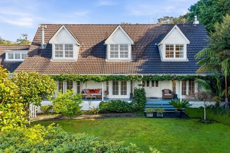 Photo of property in 199 Chelsea View Drive, Chatswood, Auckland, 0626