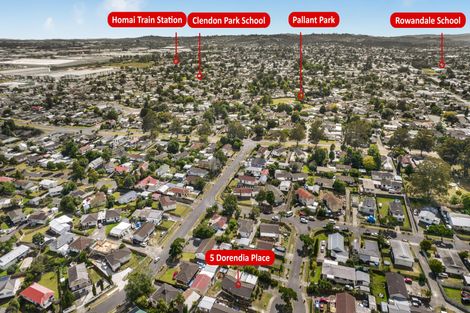 Photo of property in 5 Dorendia Place, Clendon Park, Auckland, 2103