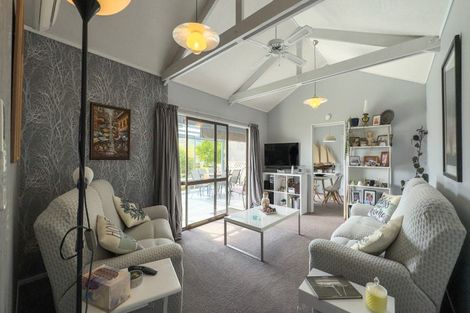 Photo of property in 16 Mcdonald Place, Paeroa, 3600