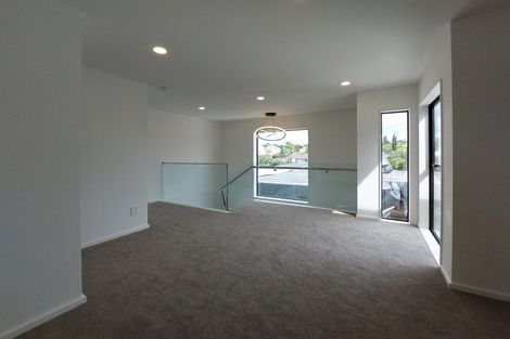 Photo of property in 13 Earlywood Road, Takanini, 2110