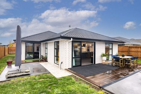 Photo of property in 30 Quinn Crescent, Woodend, 7610