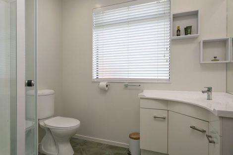 Photo of property in 47 Arrowsmith Avenue, Waipahihi, Taupo, 3330