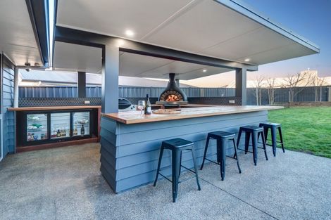 Photo of property in 7e Whakatomo Place, Havelock North, 4130