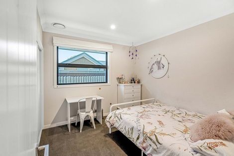 Photo of property in 15 Dollar Place, Prebbleton, 7604