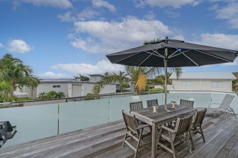 Photo of property in 105 Totara Place, Matarangi, Whitianga, 3592