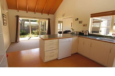 Photo of property in 13b Percy Road, Papamoa Beach, Papamoa, 3118