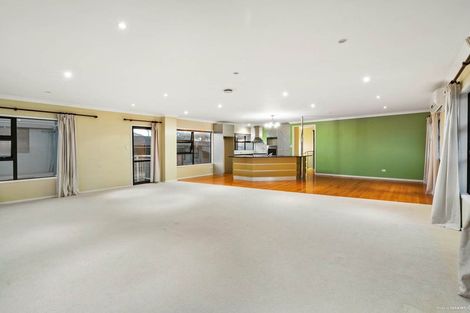 Photo of property in 36 Sea Spray Drive, Bucklands Beach, Auckland, 2012