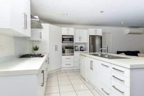 Photo of property in 10 Vantage Place, Flagstaff, Hamilton, 3210