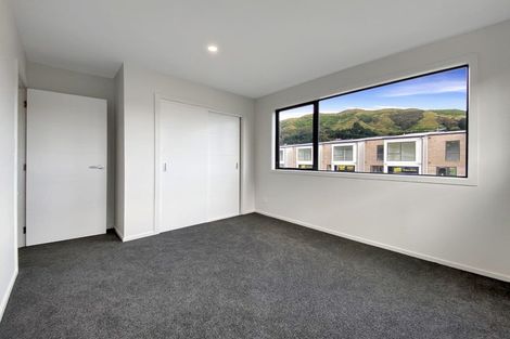 Photo of property in 5 Tokitoki Way, Kenepuru, Porirua, 5022