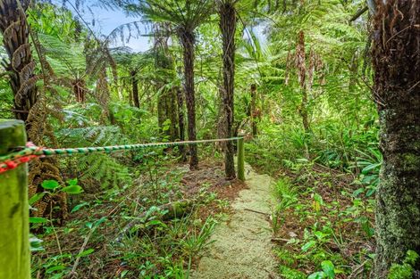 Photo of property in 16 Clinton Road, Tawharanui Peninsula, Matakana, 0986