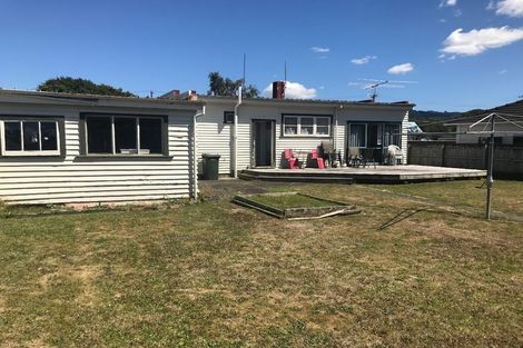 Photo of property in 3 Rimu Street, Wallaceville, Upper Hutt, 5018