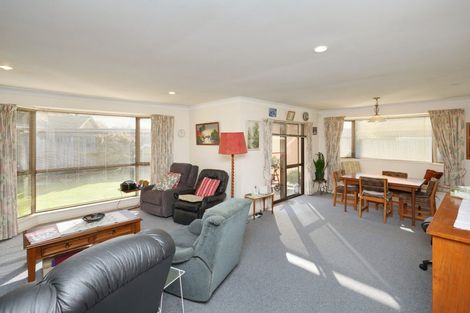 Photo of property in 14 Hewitts Road, Woodend, 7610