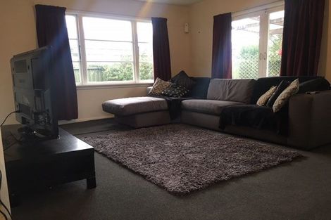 Photo of property in 2/11 Dunedin Street, Redwood, Christchurch, 8051