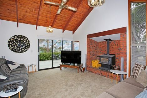 Photo of property in 214 Razorback Road, Bombay, Pokeno, 2472