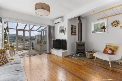 Photo of property in 24 Volga Street, Island Bay, Wellington, 6023