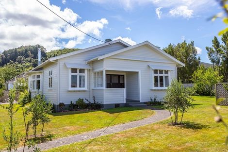 Photo of property in 29 Revans Street, Featherston, 5710