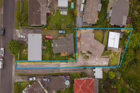 Photo of property in 15 Vina Place, Massey, Auckland, 0614