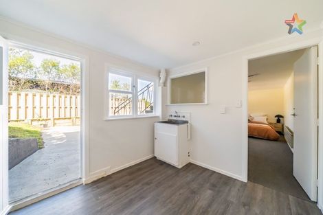 Photo of property in 24 Martin Grove, Normandale, Lower Hutt, 5010