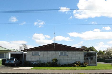 Photo of property in 2/152 Broadway, Marton, 4710