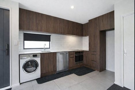 Photo of property in 2/135 Hills Road, Edgeware, Christchurch, 8013