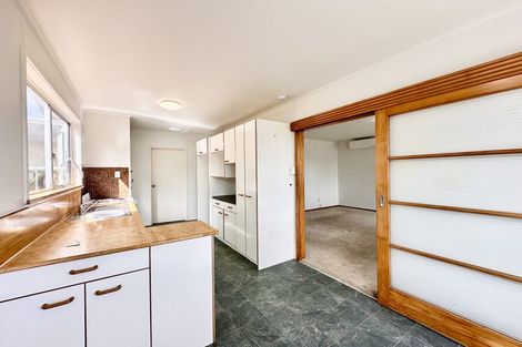 Photo of property in 32 Powrie Street, Glenfield, Auckland, 0629