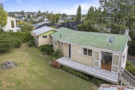 Photo of property in 13 Ennis Avenue, Pakuranga Heights, Auckland, 2010