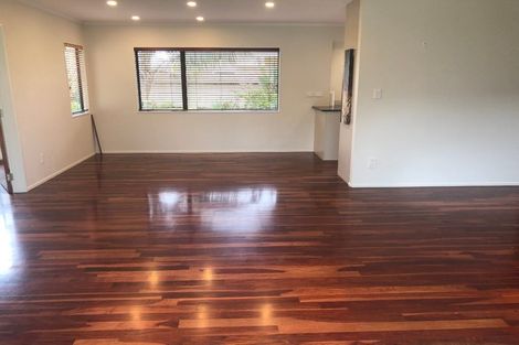 Photo of property in 48 Lakeside Drive, Orewa, 0931