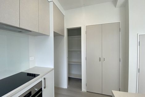 Photo of property in 2/2 Moor Avenue, Te Atatu Peninsula, Auckland, 0610