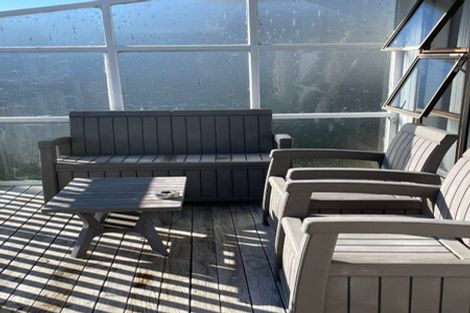 Photo of property in 34 Pacific Parade, Army Bay, Whangaparaoa, 0930