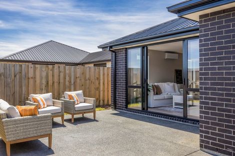 Photo of property in 23 Sarah Nicholls Street, Belfast, Christchurch, 8051