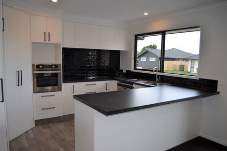 Photo of property in 1 Fearnley Grove, Pyes Pa, Tauranga, 3112